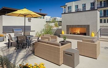 Outdoor lounge